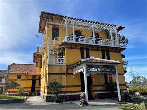 Phuong Hoang Palace! Discover History and Elegance in Phuong Hoang,