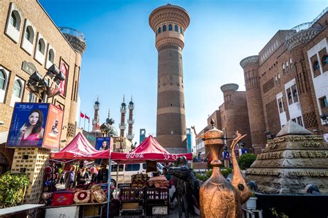 The Urumqi International Grand Bazaar! An Explosion of Culture and Commerce in Xinjiang