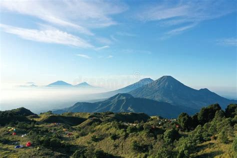 Mount Dashu - An Enchanting Peak Offering Breathtaking Views and Ancient Legends!