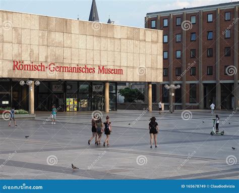 The Römisch-Germanisches Museum - A Journey Through Time and Treasures!