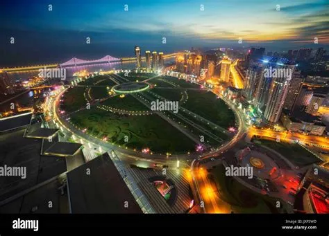 Xinghai Square Breathtaking Coastal Views and Cultural Performances!